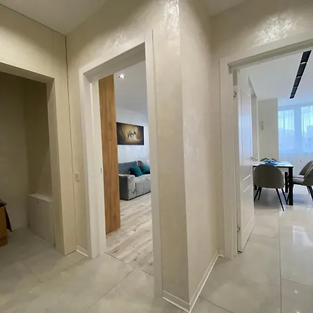 квартира для вас карла мікльоша 7 Lviv