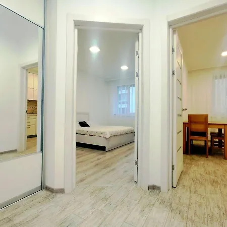 Apartment квартира для вас карла мікльоша 7 *